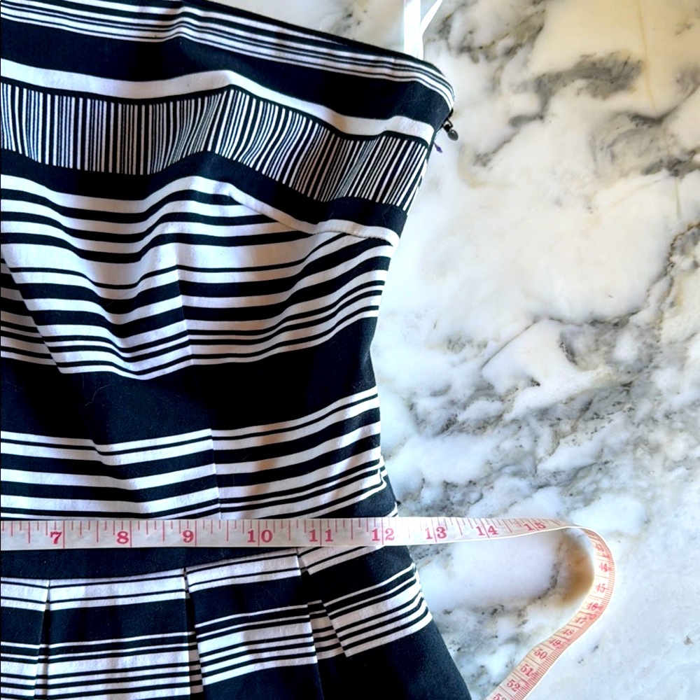 White House Black Market Striped Black & White One-Shoulder Dress Size 00 - Picture 10 of 15